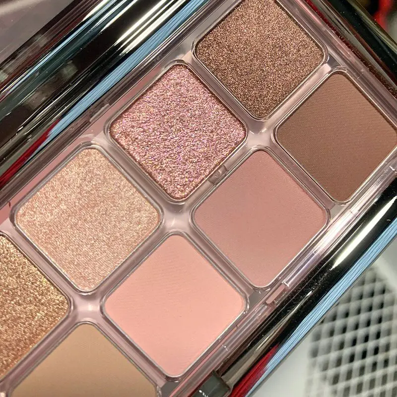 12 Color Eye Shadow Plate Matt - đánh giá và giá Beauty Huda Makeup